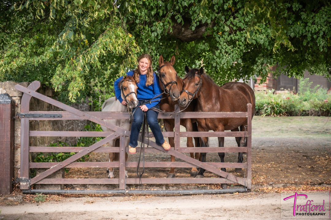 Alice, Pinky, Rosie & Archie